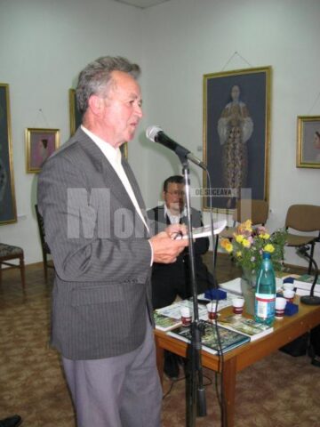 Prof. Ion Prelipcean - Crucea de Argint la secțiunea Literatură