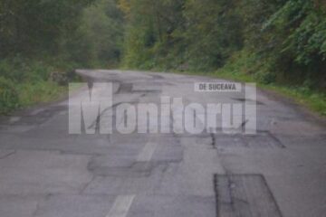 Pe 17B, care face legătura între Vatra Dornei și Broșteni, locul gropilor neuniforme a fost luat de gropi cu forme geometrice