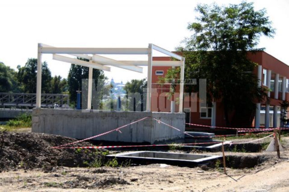 Nemulțumire: Șantier fantomă la lucrările de la stația de tratare–epurare