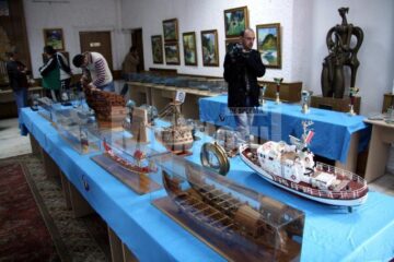 Machetele de navomodele expuse la Palatul Adminstrativ Suceava sunt adevărate opera de artă și merită văzute