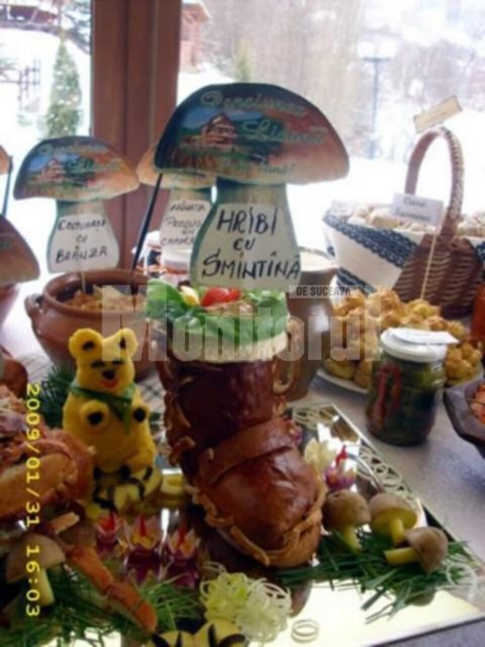 „Festivalul hribului”: Cină câmpenească cu borș de gălbiori și ciulama de hribi, la Vama