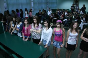 Preselecție: Ele sunt candidatele la Miss Boboc de la “Pedagogic”