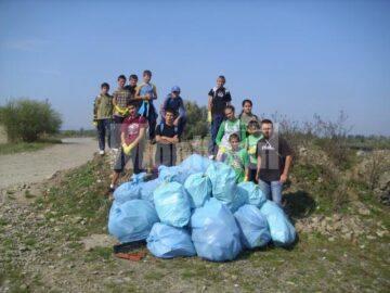 Gunoaie strânse la Gălănești
