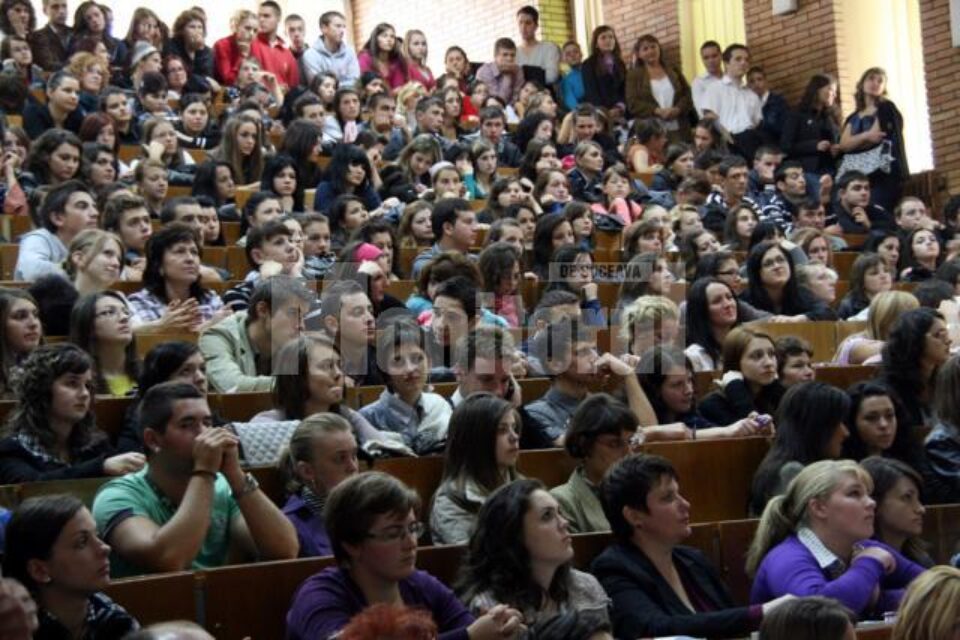 Universitatea „Ștefan cel Mare”: Peste 12 mii de studenți au început ieri noul an universitar