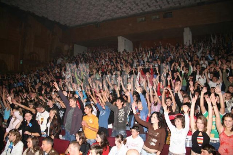 Majoritatea liceelor au stabilit deja numele invitaților lor speciali la Balul Bobocilor din acest an