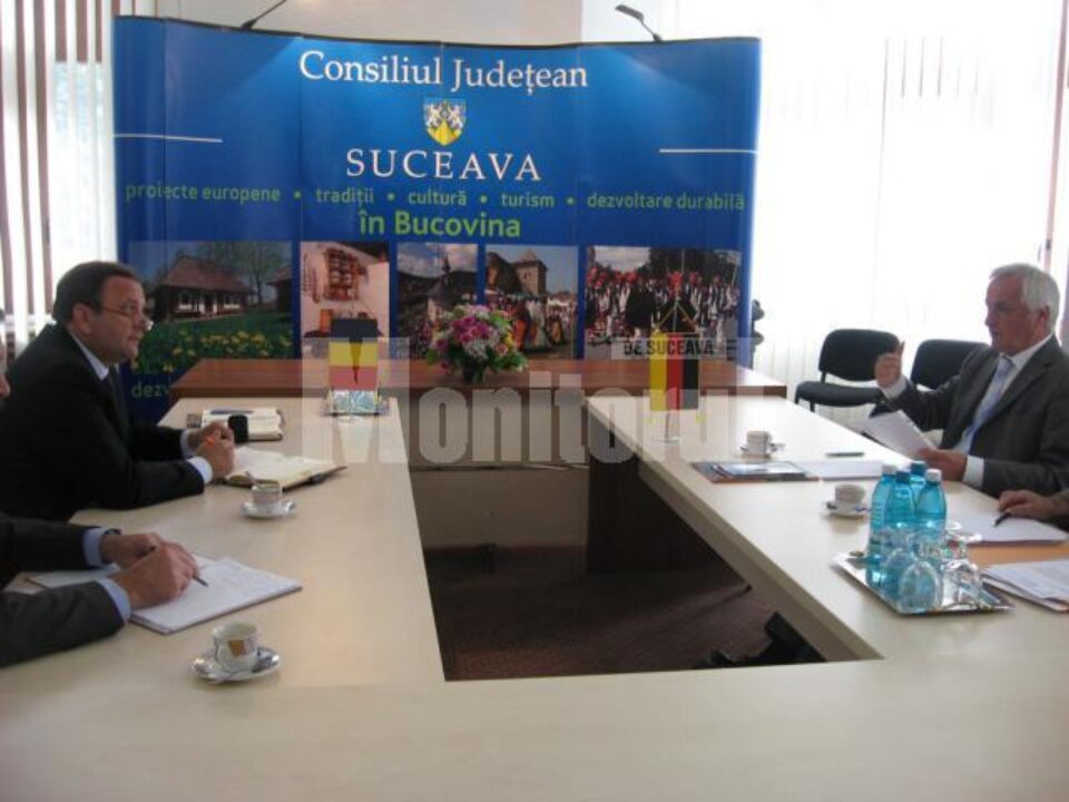 Președintele Consiliului Județean, Gheorghe Flutur, și președintele Consiliului Regional Schwaben, Jürgen Reichert