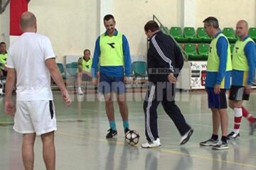 Președintele Consiliului Județean, Gheorghe Flutur, a dat lovitura de începere a campionatului de fotbal „Cupa Bugetarului”