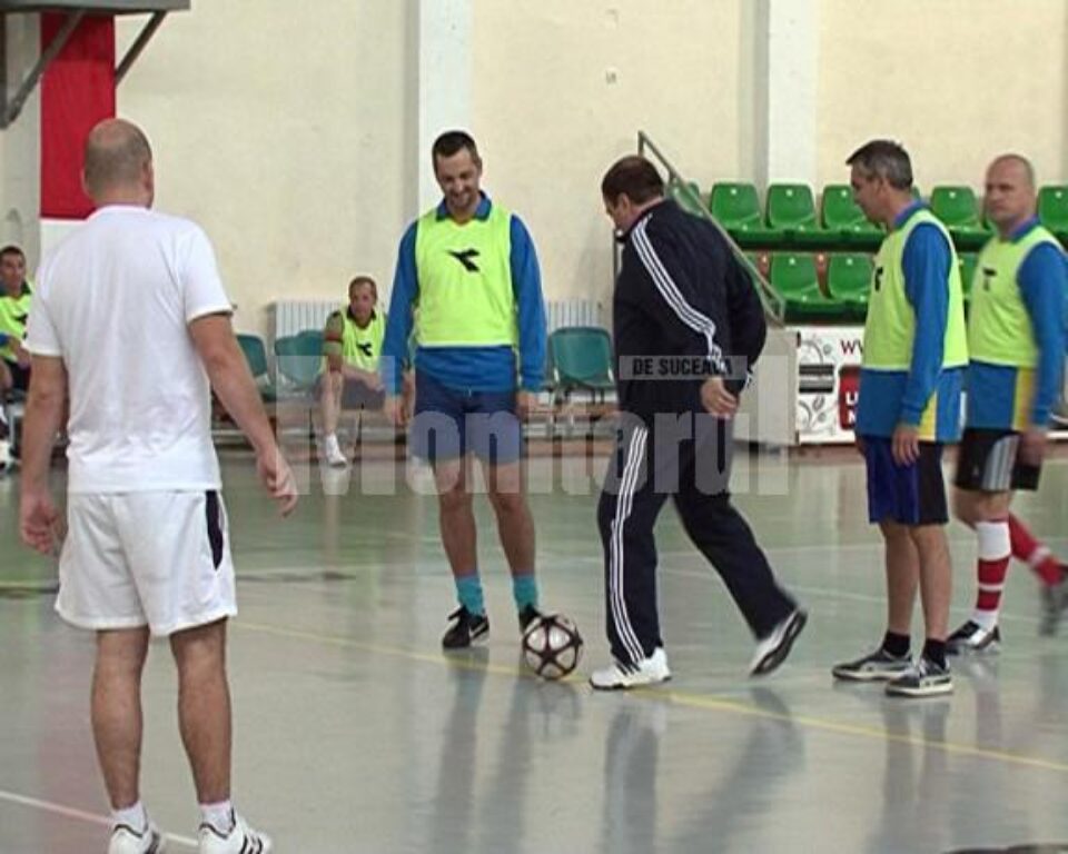 Președintele Consiliului Județean, Gheorghe Flutur, a dat lovitura de începere a campionatului de fotbal „Cupa Bugetarului”