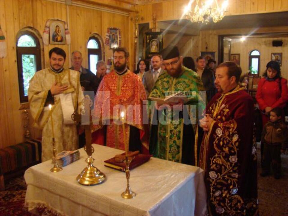Prima școală duminicală, inaugurată la Biserica misionară ucraineană „Sf. Petru și Pavel” din Suceava Prima școală duminicală, inaugurată la Biserica misionară ucraineană „Sf. Petru și Pavel” din Suceava