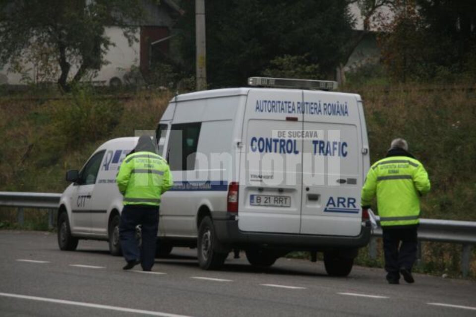 Pe hârtie stăm bine: Transportatorii de persoane din zona de munte, imaculați, după un control în trafic