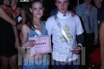 Adina Știrbu și Robert Hîrgău, Miss și Mister Boboc 2010 ai Colegiului Agricol Fălticeni