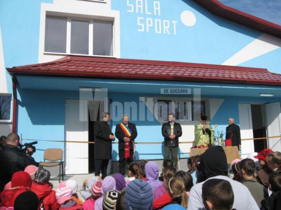 Finanțare: Investiție de peste 500.000 de lei în modernizarea sălii de sport din Calafindești