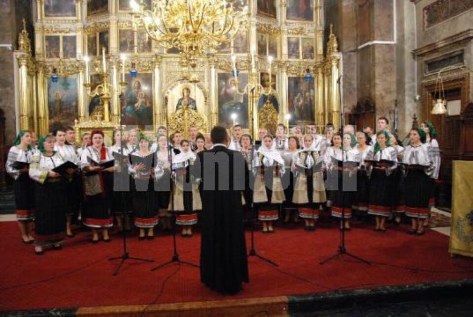 Corala Arhiepiscopiei Sucevei si Radautilor