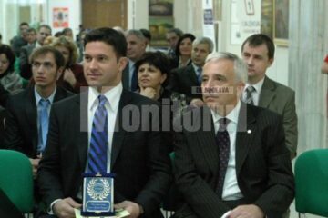 Europarlamentarul PD-L, suceveanul Petru Luhan și academicianul Mugur Isărescu, guvernatorul Băncii Naționale a României