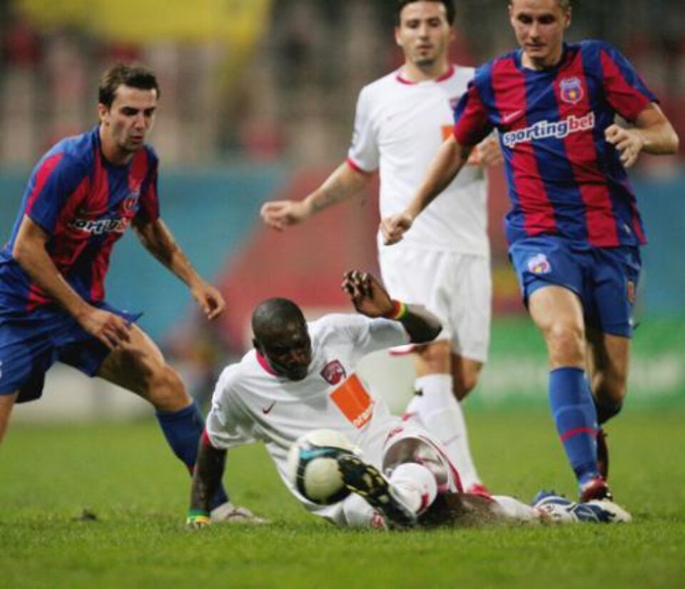 Meciurile dintre Dinamo și Steaua au fost mereu pe muchie de cuțit