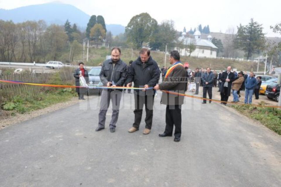 Investiție: Drumuri de 1 milion de euro, inaugurate sâmbătă la Dorna Candreni