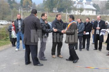 Investiție: Drumuri de un milion de euro, inaugurate sâmbătă la Dorna Candrenilor