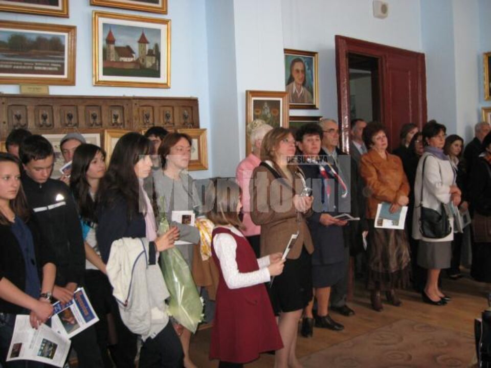 Participanți la vernisaj