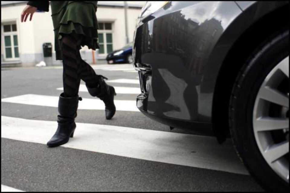 Semne de întrebare: Un accident în care a murit o bătrână, mutat de pe trecerea de pietoni