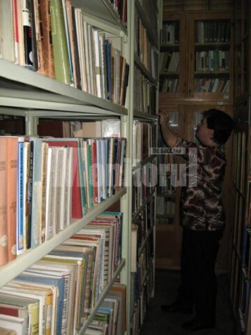 Biblioteca Muzeului Bucovinei, 32599 de unități de inventar și 1300 de metri liniari de rafturi