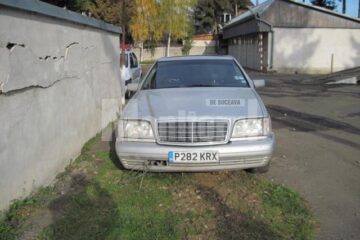 Autoturismul Mercedes 280S a fost indisponibilizat la sediul Poliției Rădăuți