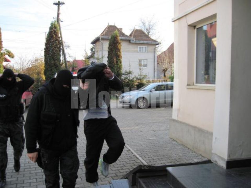 Unul dintre cei trei bărbați implicați în jaful de la Dornești