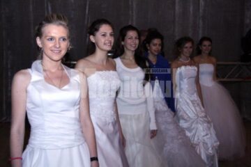 Eveniment: 11 perechi de candidați, la Gala bobocilor USV din această seară