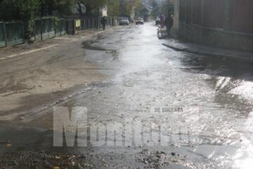 Strada Armenească, ieri, în apropiere de prânz