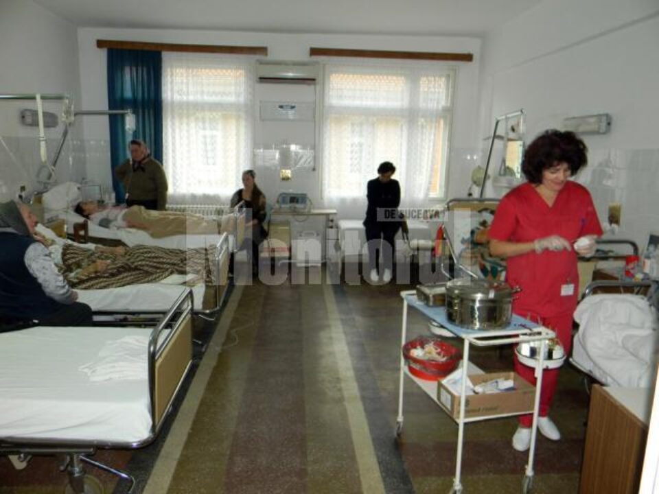 Aparținătorii pot intra inclusiv în secțiile cu reguli stricte pentru persoane străine, cum ar fi Terapia Intensivă Aparținătorii pot intra inclusiv în secțiile cu reguli stricte pentru persoane străine, cum ar fi Terapia Intensivă