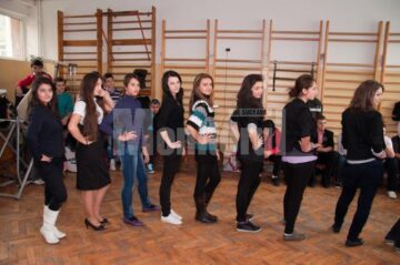 Candidate la titlul de Miss la Colegiul Național de Informatică. Foto: Honey CRAMARIUC