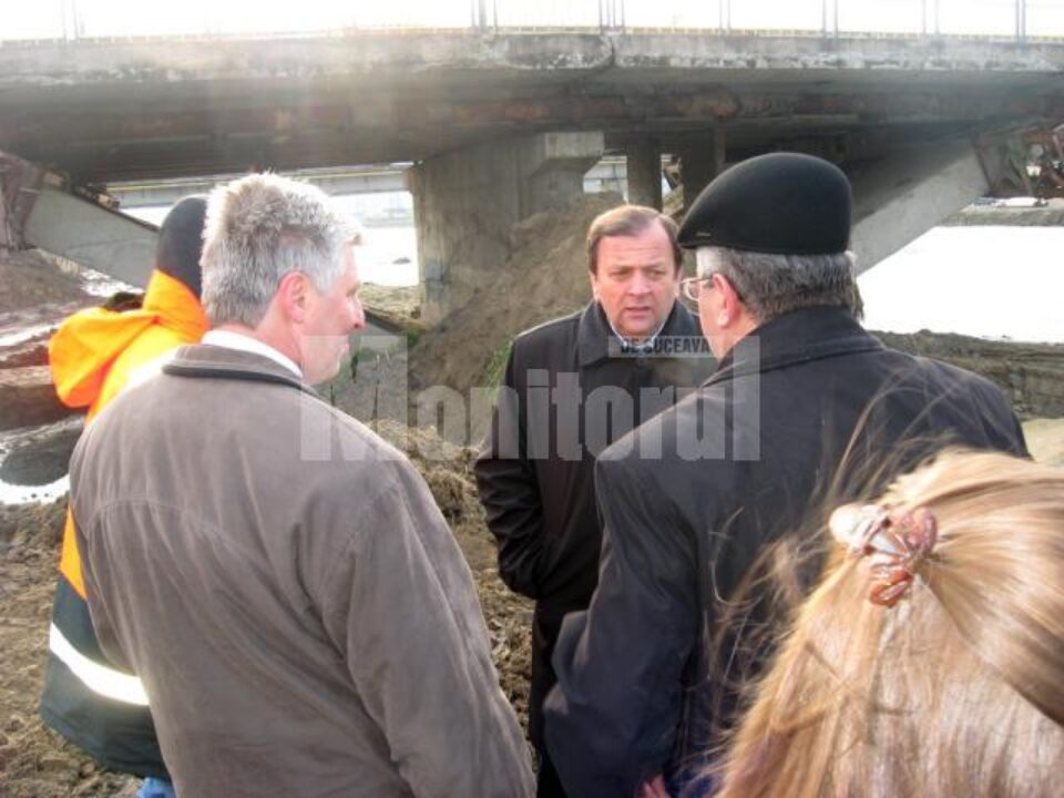 Lucrări: Consolidarea podului de la Burdujeni va fi gata la sfârșitul lunii noiembrie