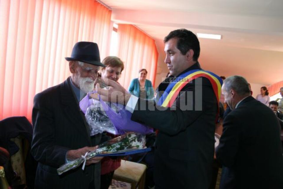 Costache Iacob a participat la ședința Consiliului Local Salcea, unde i s-a înmânat titlul de cetățean de onoare al orașului