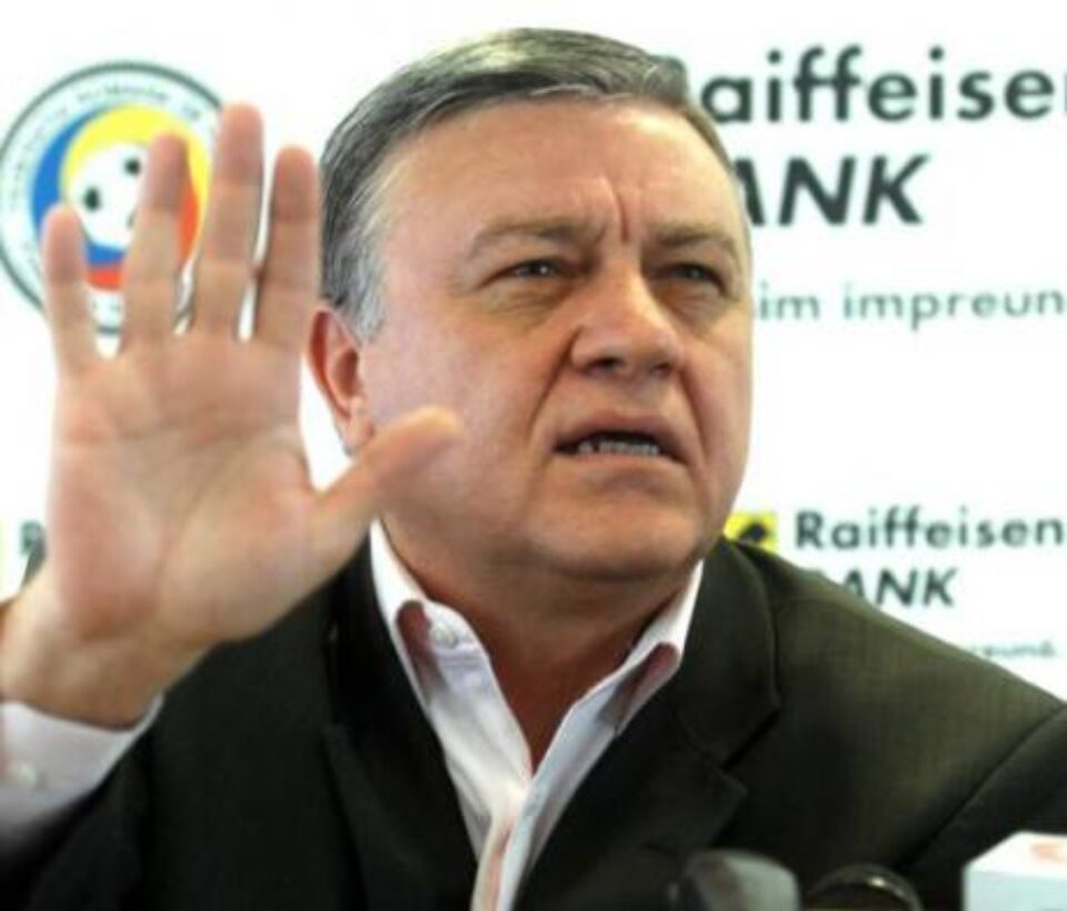 Mircea Sandu, bănuit că a luat bani pentru a-și da votul