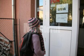 Proteste: Învățământul sucevean, „paralizat” de greva profesorilor