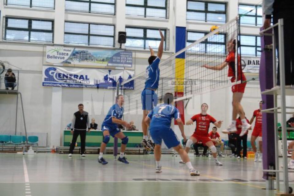 Echipa locală CSMU LPS Suceava a suferit sâmbătă a patra înfrângere din acest sezon al Diviziei A1 la volei masculin
