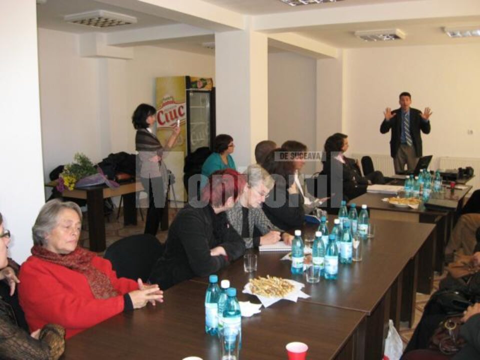 Prezentarea proiectului EcoBiblioteca la Casa Naționalităților din Cacica