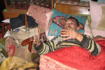 Bătrânul în vârstă de 76 de ani a fost ieri la un pas de a arde de viu în propria locuință