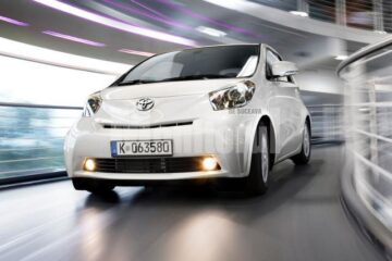 Toyota iQ