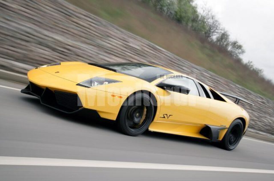 Lamborghini Murcielago LP 670-4 SV