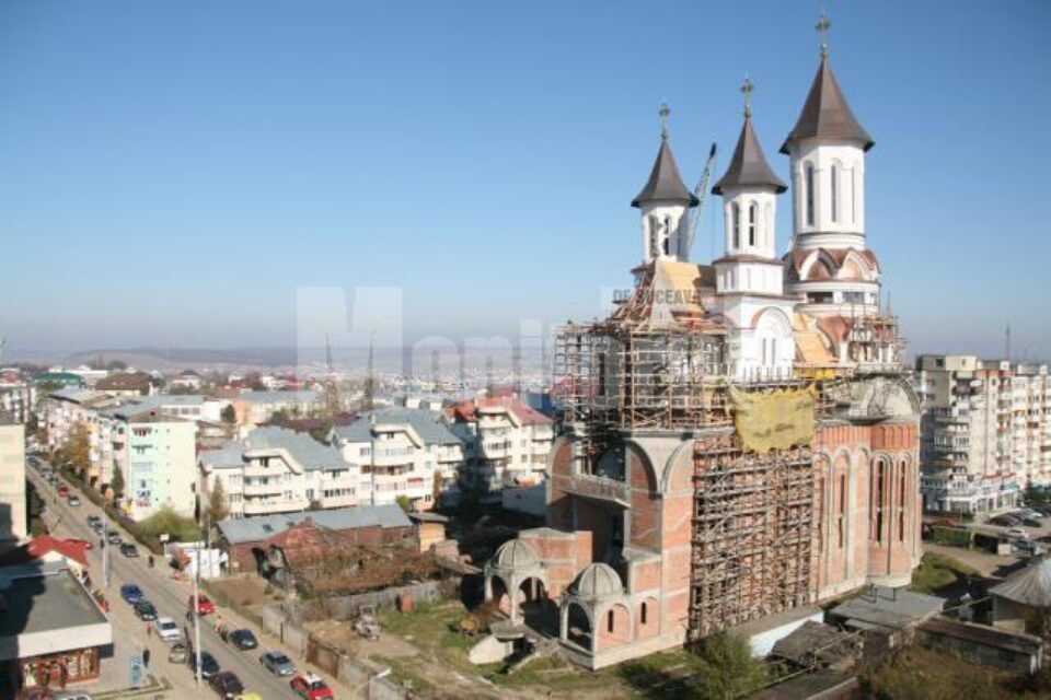 Lucrările la Catedrala „Nașterea Domnului” au înaintat vizibil anul acesta