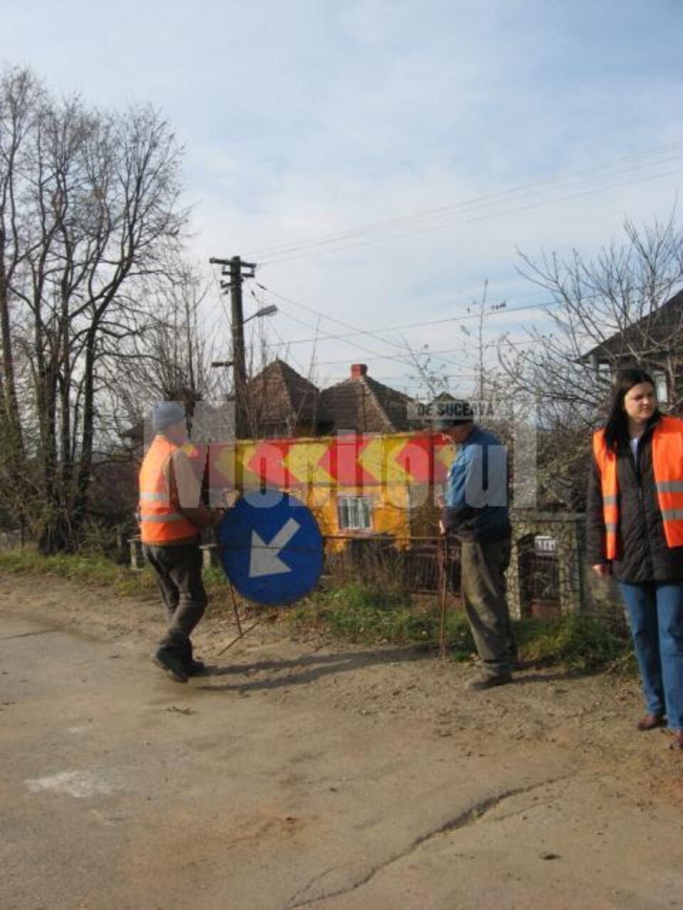 Trafic: Podul rutier de la Dornești a fost redeschis circulației în lipsa autorităților