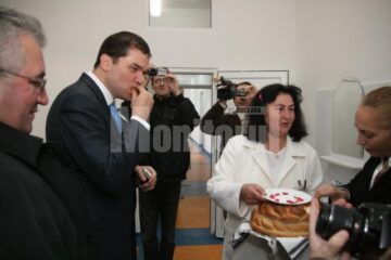 Aflat în vizită la Suceava: Ministrul Sănătății a apreciat investițiile făcute la Spitalul Județean