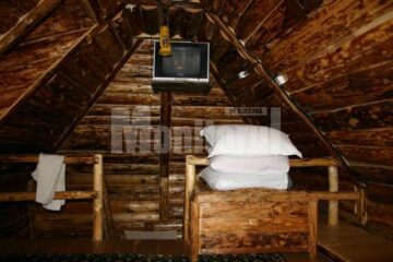 Dacă vor să revină în timpurile de astăzi turiștii au la dispoziție plasme moderne