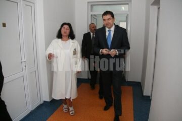 Aflat în vizită la Suceava: Ministrul Sănătății a apreciat investițiile făcute la Spitalul Județean