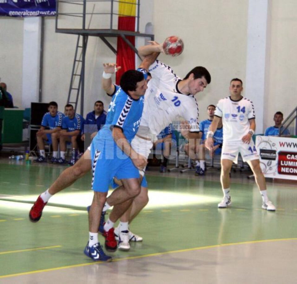 Handbal: Universitatea II a pierdut la limită derbiul seriei