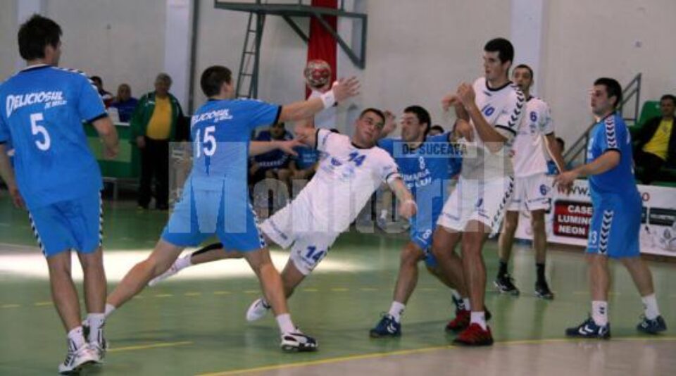 Handbal: Universitatea II a pierdut la limită derbiul seriei