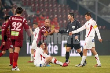Dinamoviștii au făcut un joc slab și au pierdut logic la Cluj