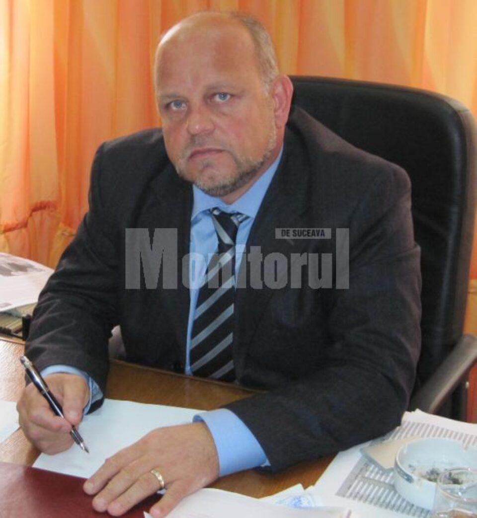 Primarul municipiului Rădăuți, Aurel Olărean