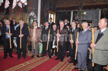 Manifestare: Omagiu adus folcloristului Simion Florea Marian și slujbă religioasă la Poiana Stampei