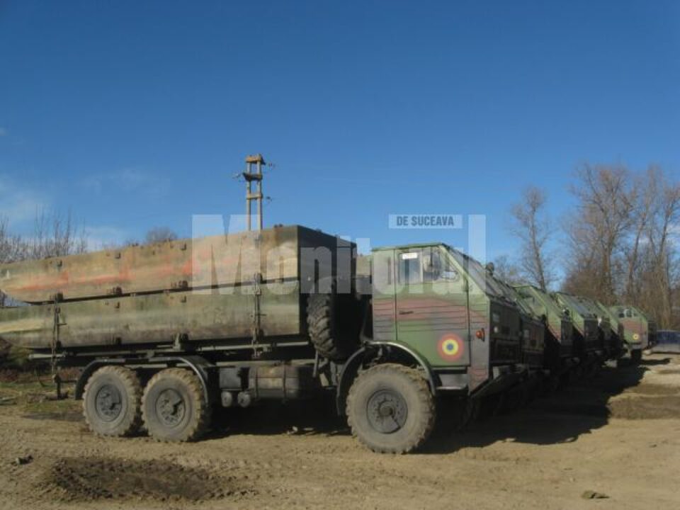 Punct final: Militarii care deserveau podul de pontoane din Dornești și-au încheiat misiunea